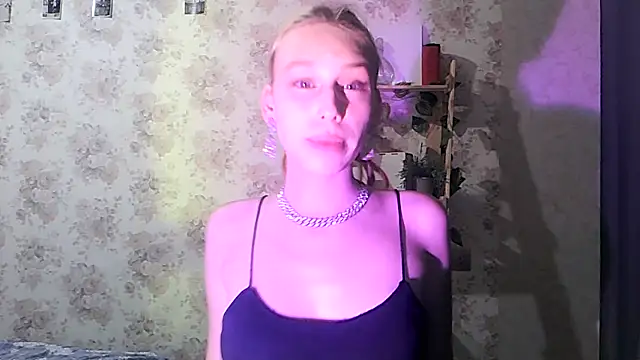 ClaireLaSweet online show from September 26, 10:02 am