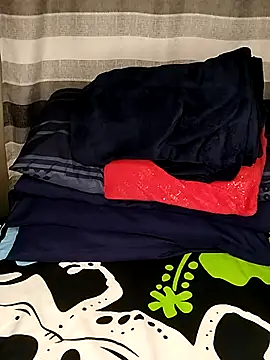 Snapshot of Berryangel03 chatting on October 20, 1:41 am Berryangel03 online show from October 20, 1:41 am