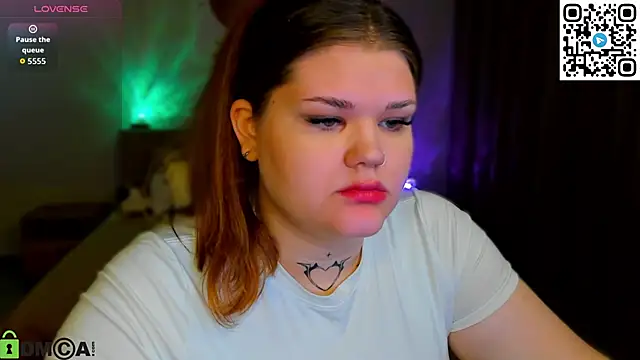 elle one online show from October 9, 3:32 am