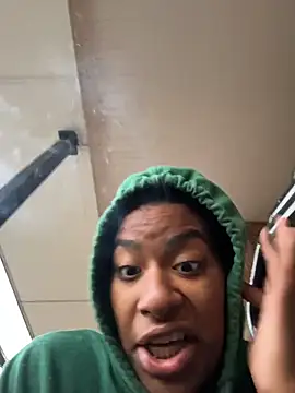 Snapshot of Tu_GataLinda chatting on October 27, 11:17 am Tu GataLinda online show from October 27, 11:17 am