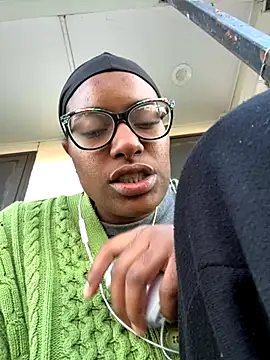 Snapshot of Tu_GataLinda chatting on October 1, 9:53 pm Tu GataLinda online show from October 1, 9:53 pm