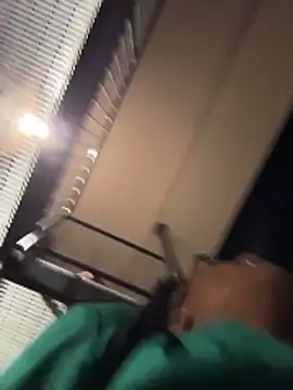 Snapshot of Tu_GataLinda chatting on October 25, 3:14 am Tu GataLinda online show from October 25, 3:14 am