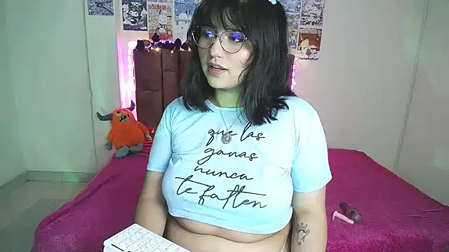 Snapshot of saragon1 chatting on September 30, 5:18 pm saragon1 online show from September 30, 5:18 pm