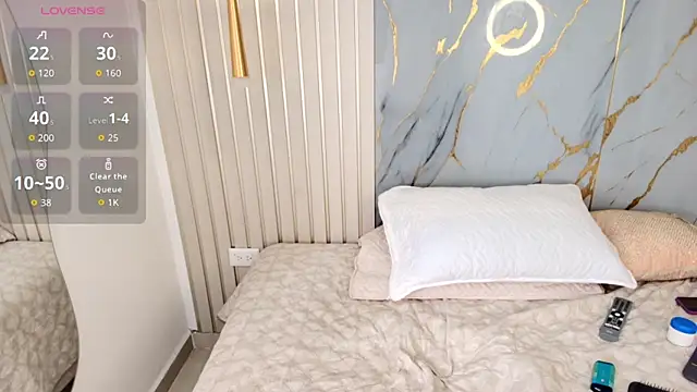 violetta hot  online show from October 28, 6:35 pm