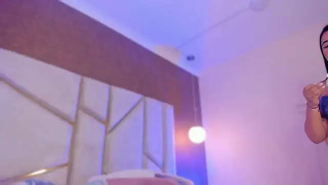 Caro Suarez online show from October 7, 11:58 am