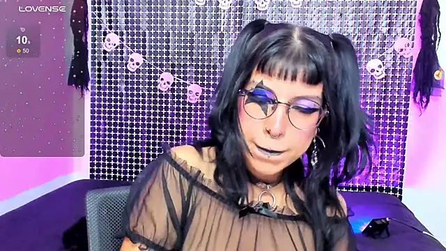 Rose 72 online show from November 9, 9:11 pm