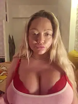 misstitmouseofficial online show from October 5, 10:15 pm