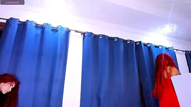 nahomy ryans online show from October 12, 8:50 am