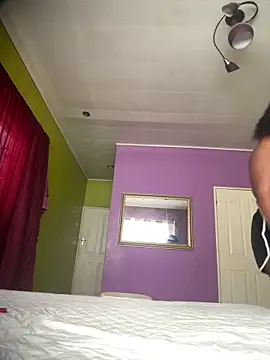 Snapshot of kinghtwalker chatting on September 11, 10:26 am kinghtwalker online show from September 11, 10:26 am