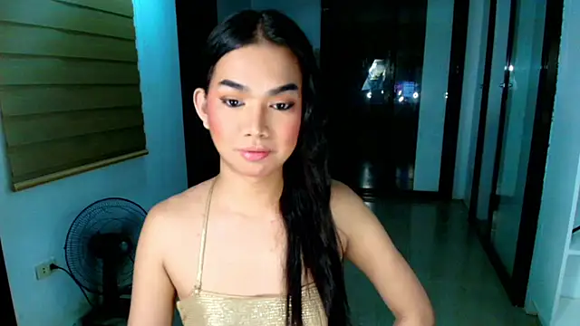 Snapshot of lovableXnaughty_lily chatting on October 8, 2:43 pm lovableXnaughty lily online show from October 8, 2:43 pm