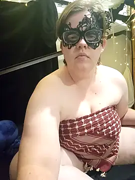 VeiledMuse online show from October 6, 1:11 am