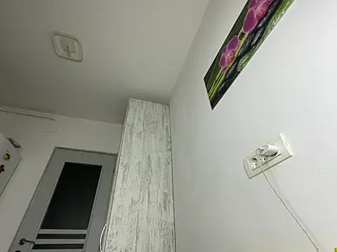 Snapshot of BlueEyes_BB chatting on October 10, 5:18 pm BlueEyes BB online show from October 10, 5:18 pm