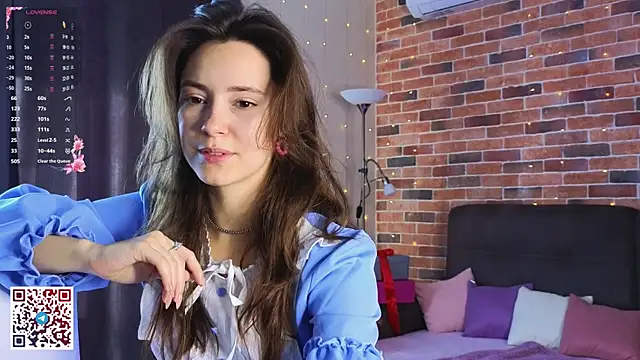 JasminDoroti online show from October 13, 6:05 am