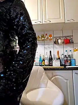 Snapshot of ShineBright88 chatting on October 24, 8:05 pm ShineBright88 online show from October 24, 8:05 pm