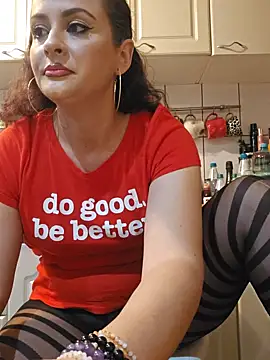 Snapshot of ShineBright88 chatting on September 16, 7:11 pm ShineBright88 online show from September 16, 7:11 pm