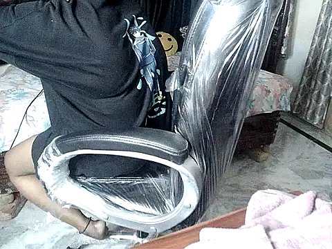 Snapshot of Anaconda-Mall chatting on September 21, 7:34 pm Anaconda-Mall online show from September 21, 7:34 pm