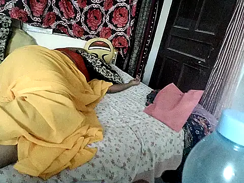 Snapshot of Anaconda-Mall chatting on October 16, 9:06 pm Anaconda-Mall online show from October 16, 9:06 pm