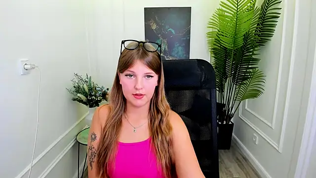 SaraMayki online show from September 12, 12:12 pm