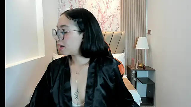 Snapshot of Yuna__Min chatting on September 25, 6:06 pm Yuna  Min online show from September 25, 6:06 pm