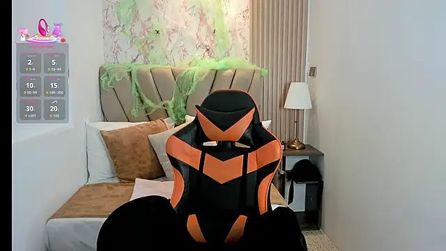 Snapshot of Yuna__Min chatting on October 12, 2:30 pm Yuna  Min online show from October 12, 2:30 pm