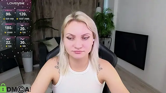 Cameronlovely  online show from October 10, 9:03 am