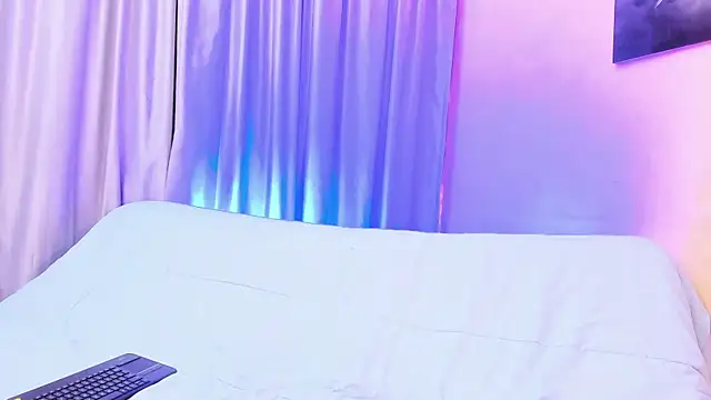 Saraa Graham online show from October 21, 8:57 pm