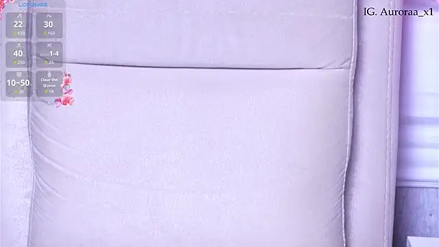 Snapshot of Auroraa_x1 chatting on October 9, 3:10 am Auroraa x1 online show from October 9, 3:10 am