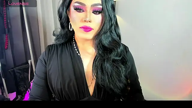 Snapshot of MagnaCumLoader17 chatting on September 29, 8:14 pm MagnaCumLoader17 online show from September 29, 8:14 pm