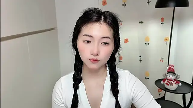 Rosalind xixi online show from March 13, 1:56 pm