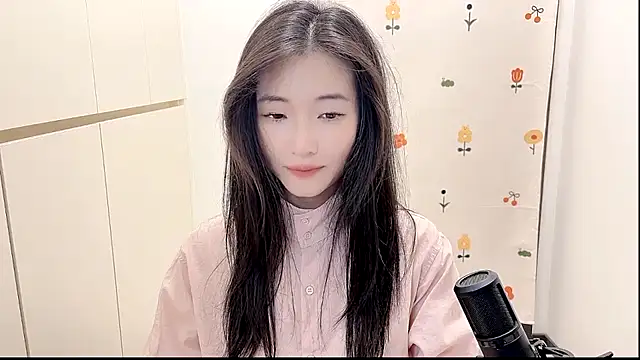 Rosalind xixi online show from September 27, 1:29 pm