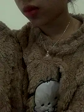 Nguyenha11 online show from January 8, 9:46 am