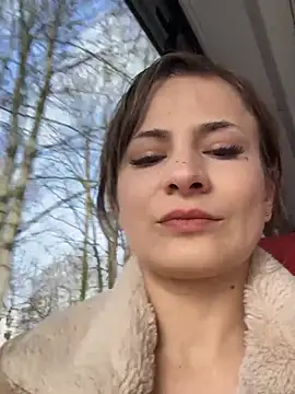 IsabellaEtha online show from March 12, 11:35 am