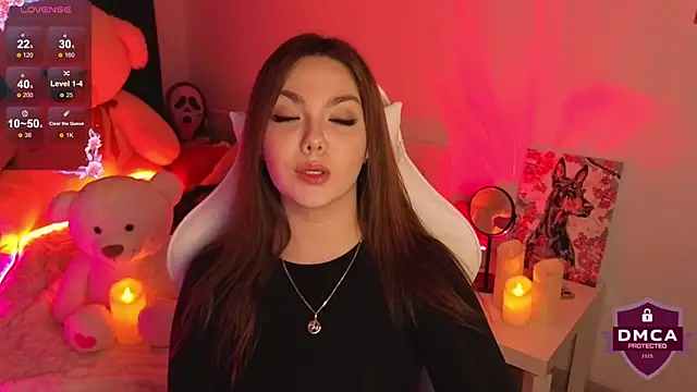 ApheliaDream  online show from October 20, 3:26 pm