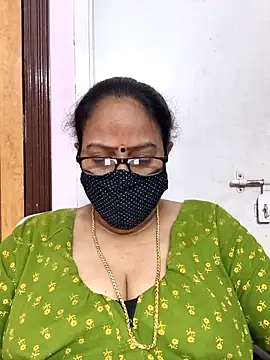 Snapshot of heera-rani chatting on September 22, 12:47 pm heera-rani online show from September 22, 12:47 pm