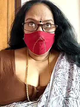 Snapshot of heera-rani chatting on September 19, 6:12 am heera-rani online show from September 19, 6:12 am