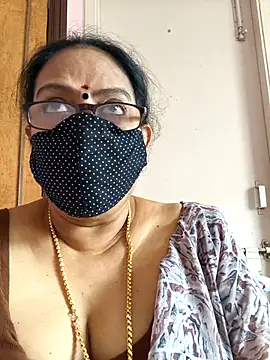 Snapshot of heera-rani chatting on September 21, 6:45 am heera-rani online show from September 21, 6:45 am