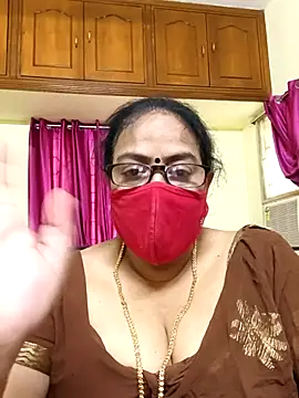 Snapshot of heera-rani chatting on October 12, 7:11 am heera-rani online show from October 12, 7:11 am