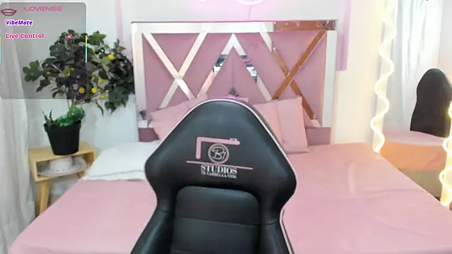 jedah tay online show from September 19, 3:27 am