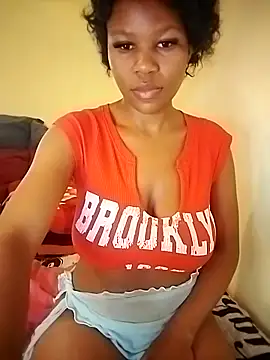 Seductive Yellow Titties online show from November 13, 6:56 am