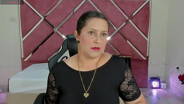 KikaDuque online show from September 30, 7:19 pm