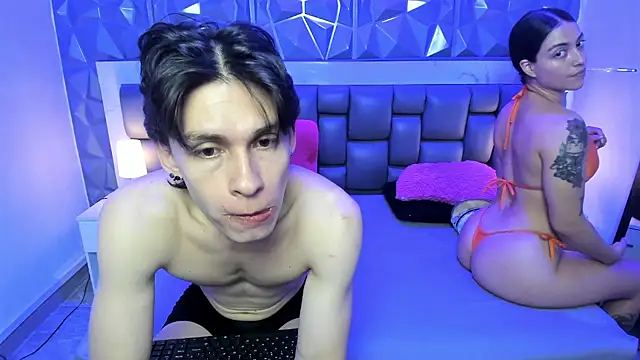 Snapshot of CloeyMiller chatting on October 17, 5:16 pm CloeyMiller online show from October 17, 5:16 pm