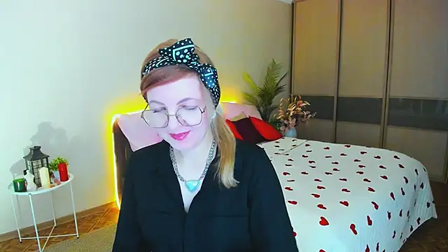 YourUniverser online show from April 6, 9:21 am