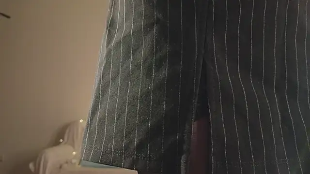 Snapshot of Pixxxis chatting on October 16, 12:24 am Pixxxis online show from October 16, 12:24 am