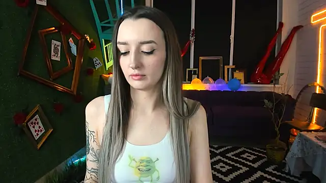 AliceLids online show from October 15, 8:00 pm