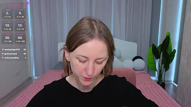 LuluChiiii online show from November 11, 12:46 pm