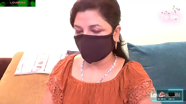 Snapshot of mitali_sanju chatting on October 17, 6:05 am mitali sanju online show from October 17, 6:05 am