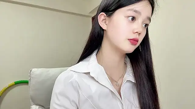 Nicole-13 online show from June 14, 2:06 pm