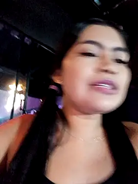 Snapshot of LunaaRosse chatting on September 28, 4:19 am LunaaRosse online show from September 28, 4:19 am