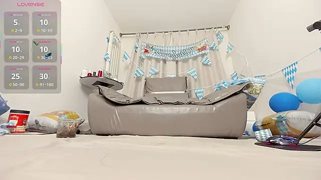 fox-yiyi online show from September 22, 8:02 am