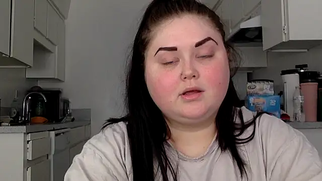 JJbaby1 online show from October 22, 5:40 pm